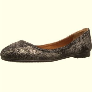 Frye Limited Edition Carson Ballet Flat, 7.5 M NIB, never worn